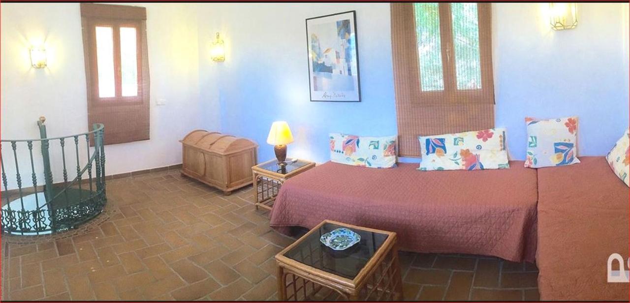 Apartment San Ambrosio - In Gruener Oase Mit Terrasse, Pool, Heizung, Wifi *